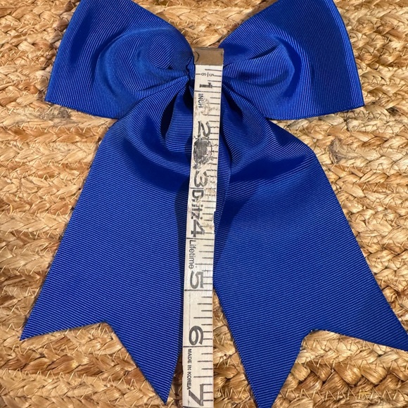 New Two Hand Crafted Big Hair Bows One Red/One Blue - Picture 5 of 6